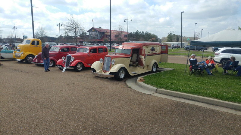 Illustration for article titled 40th Annual Dixie Rod Run